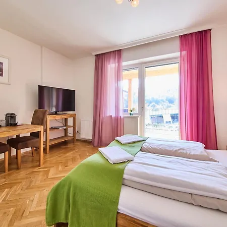 Hermitage Vital فندق